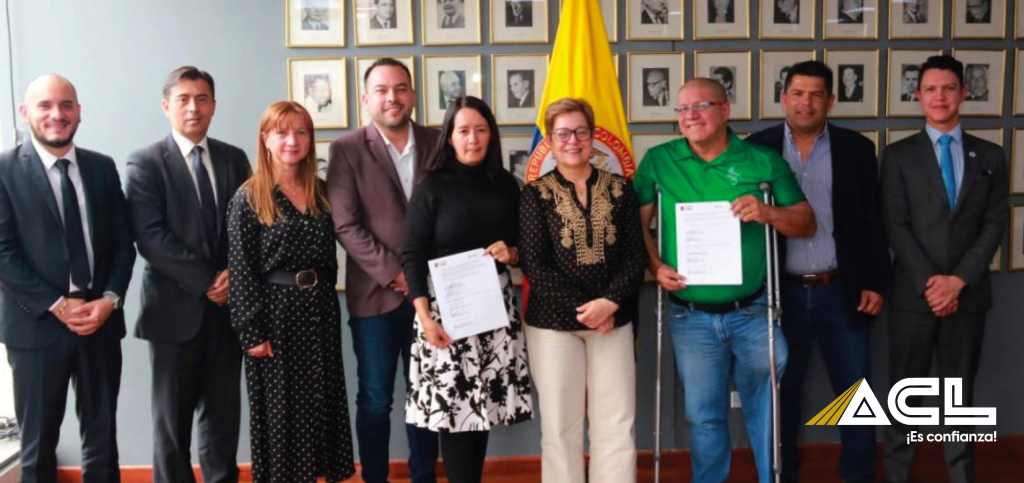 Dian llegó a acuerdo con sindicato para formalización de más de 10.000 trabajadores 7 Dian llegó a acuerdo con sindicato para formalización de más de 10.000 trabajadores